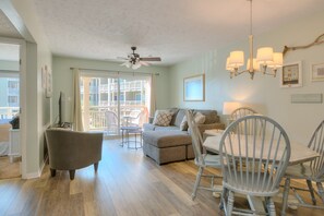 Smart TV, DVD player