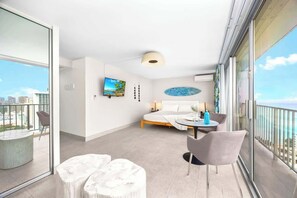 1 bedroom, iron/ironing board, free WiFi, bed sheets - 29 Fl Studio | King Bed, Kitchenette & Ocean Views (Honolulu)