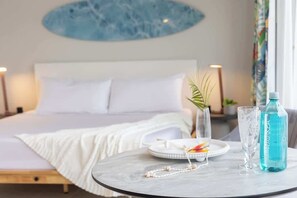 Fer et planche à repasser, Wi-Fi gratuit, draps fournis