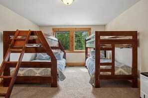 Room - Family Getaway Carnelian Bay! Pool Table, Stone Fireplace, & Large Backyard (Carnelian Bay)