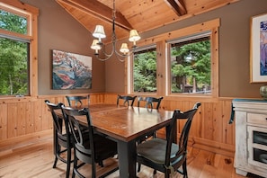 Dining - Family Getaway Carnelian Bay! Pool Table, Stone Fireplace, & Large Backyard (Carnelian Bay)