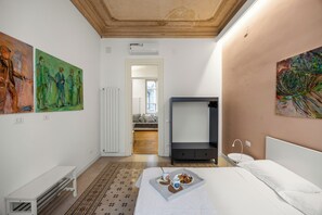 Comfort Apartment, Balcony, City View | 1 bedroom, individually decorated, laptop workspace, iron/ironing board