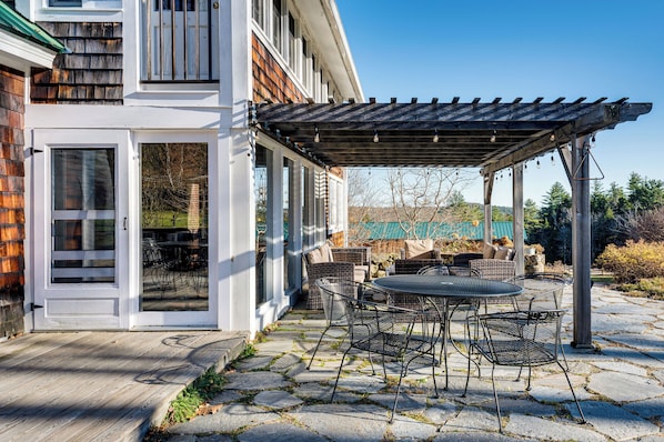 House (5 Bedrooms) | Interior - Outdoor Fireplace & Pool Table: Tamworth Home! (Wonalancet)