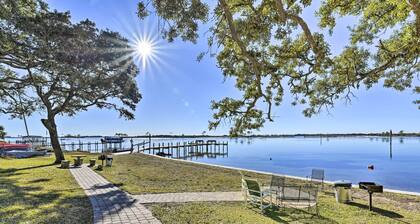 Waterfront Community w/ Perks: Mary Esther Condo