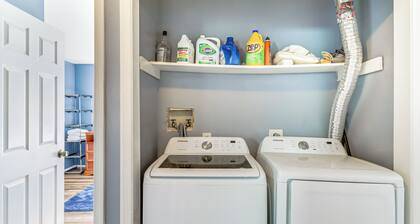 10 Mi to Washington, DC: Modern Riverdale Park Gem