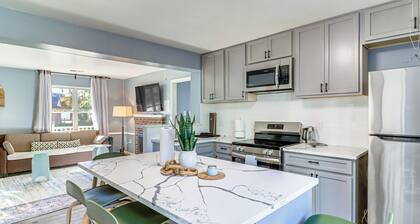 10 Mi to Washington, DC: Modern Riverdale Park Gem