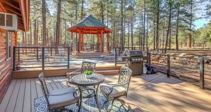 Furnished Gazebo w/ View: Rustic Williams Retreat!