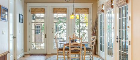 House (6 Bedrooms) | Bahagian dalam