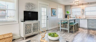 Modern Coastal Farmhouse: Walk to Surfside Beach!