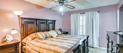House (3 Bedrooms) | Interior