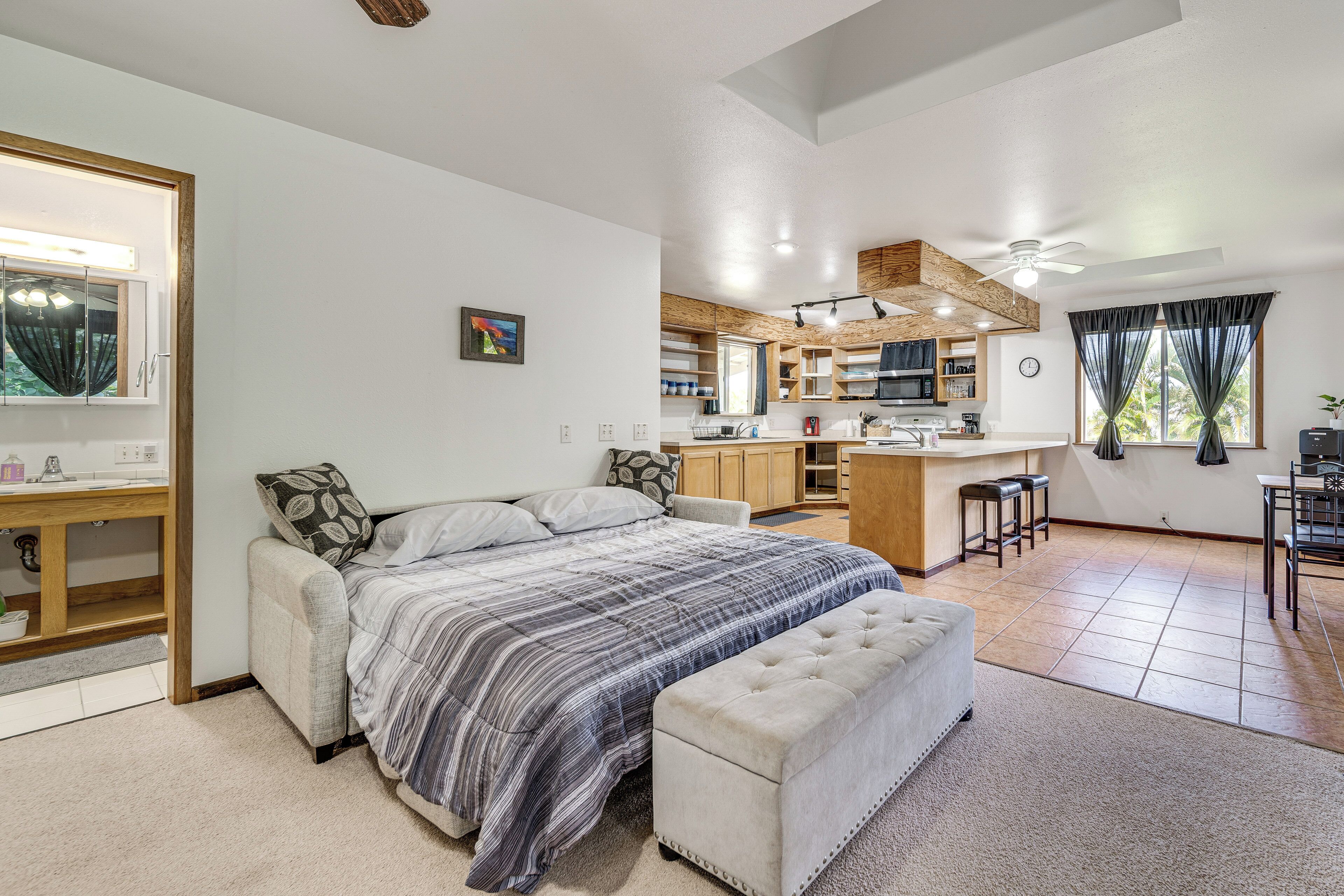 Apartment (0 Bedroom) | Interior