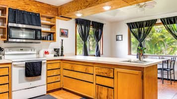 Apartment (0 Bedroom) | Interior