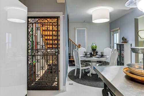 Newly Renovated Private Cottage Near Niagara River