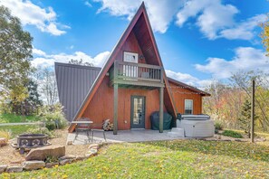 House (1 Bedroom) | Front of property - Hot Tub, Fire Pit, Bbq, On-site Pond: Kenton Cabin (Kenton)