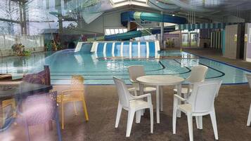 Rumah | Kolam renang | Kolam renang indoor