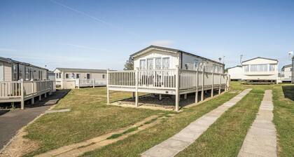 Cayton Bay Holiday Park Kestrel40