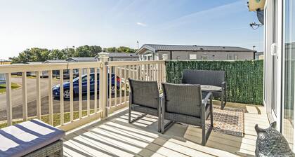 Cayton Bay Holiday Park Kestrel40