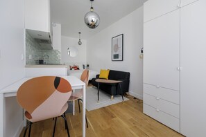 Studio | Living area