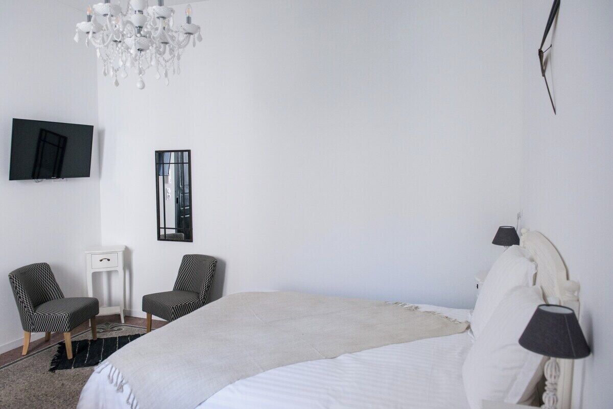 1 bedroom, iron/ironing board, travel crib, WiFi