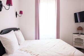 1 bedroom, iron/ironing board, WiFi