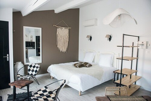 Suite #5 - a unique 30m2 south-facing loft