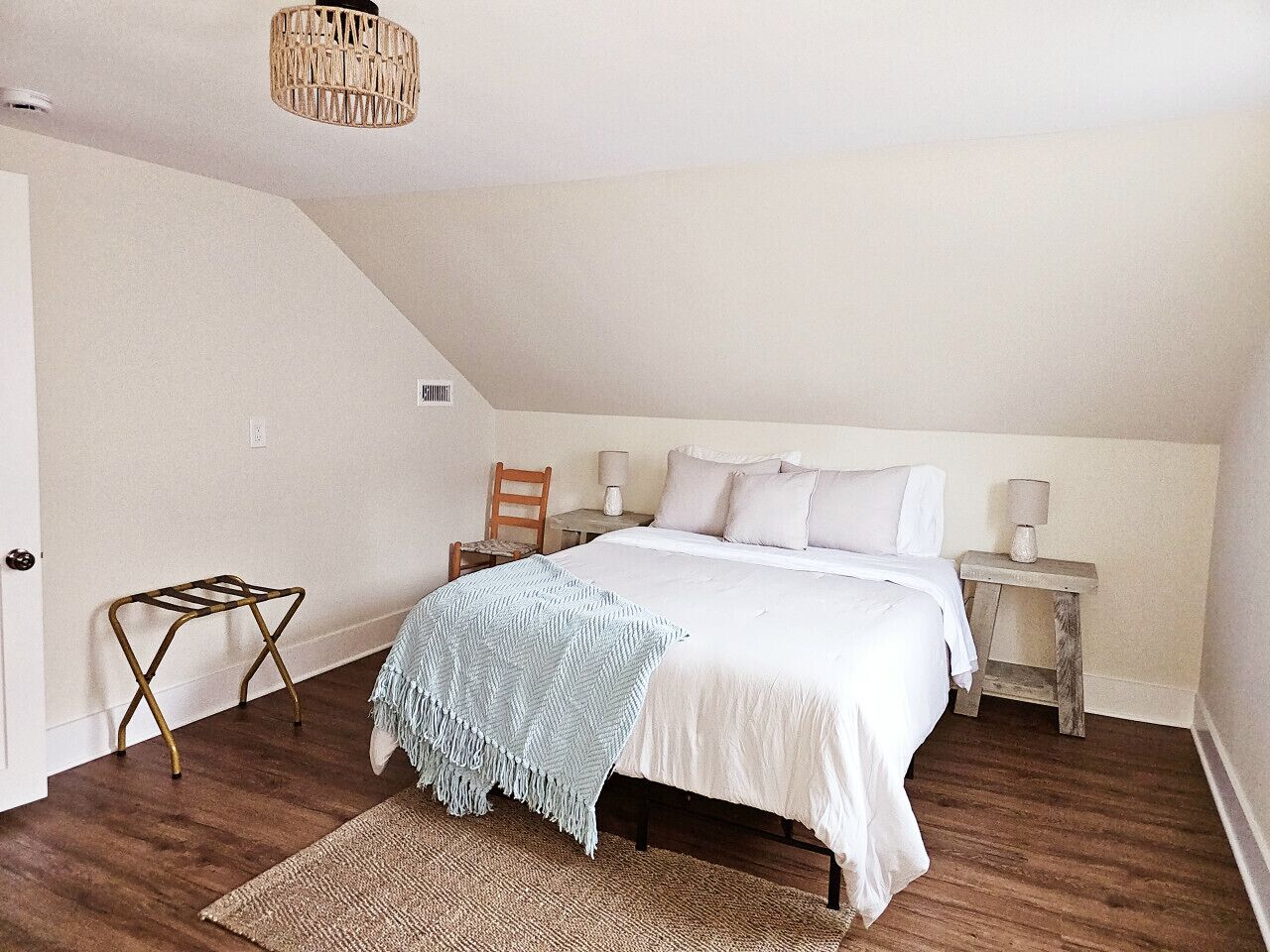 3 多间卧室、办公桌、熨斗/熨衣板、免费 WiFi