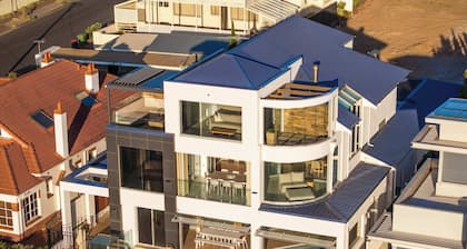 Ocean View Villa with Pool, Spa & Cinema