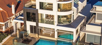 Ocean View Villa with Pool, Spa & Cinema