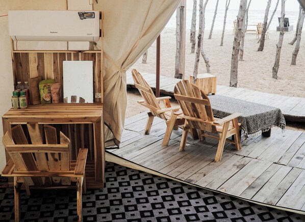 Outdoor dining - Safari tent Amazing Camping Vivu24h (Huyen Xuyen Moc)