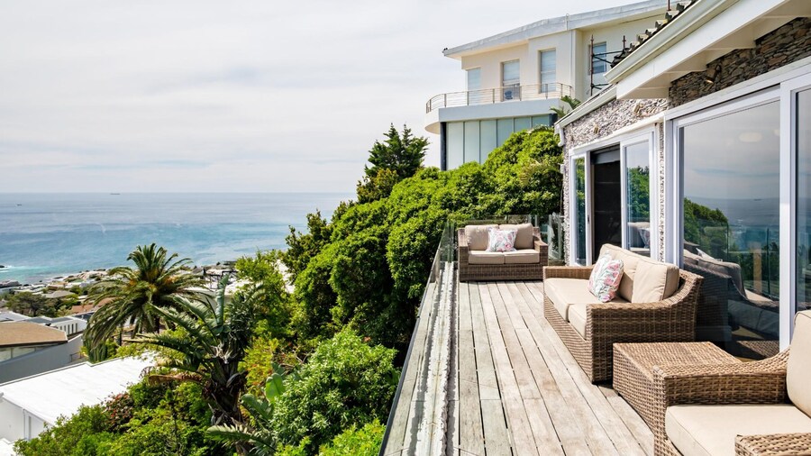 Stylish Camps Bay Home With Sea Views Beleza Villa