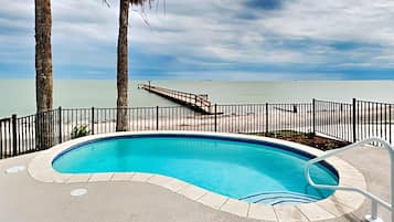 Hus (4 Bedrooms) | Fasade