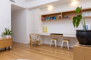 Interior - Ultimate 5-Star Getaway - Perfect for Any Season (Taupo)