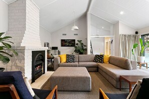 Uklassifisert bilde, 3 av 37, knapp