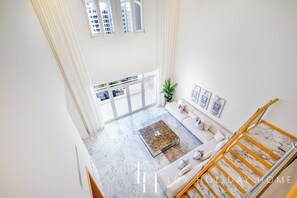 Penthouse, Balcony, Partial Sea View | Living area