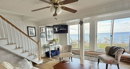 Grandview Lakefront Limit 9 4 Bedroom Home