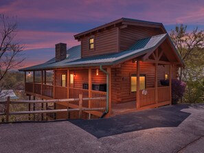 Cabin, 4 Bedrooms | Exterior
