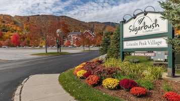 Kondominium, 4 kamar tidur | Halaman properti