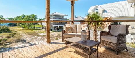 House, 4 Bedrooms | Property grounds