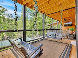 Cabin, 4 Bedrooms | Terrace/patio