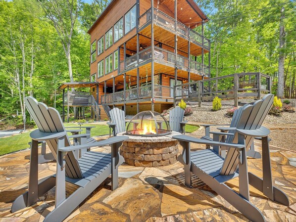 キャビン 4 ベッドルーム | テラス / パティオ