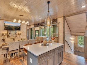 Cabane, 4 chambres | Intérieur