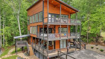 Cabin, 4 Bedrooms | Exterior