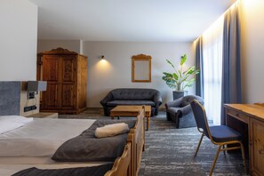 Desk, laptop workspace, iron/ironing board, free WiFi - Start Skrzyczne (Szczyrk)