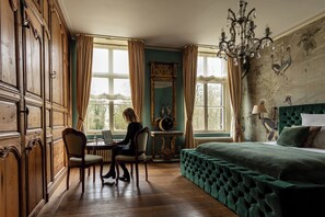 Ropa de cama de alta calidad, wifi gratis y ropa de cama