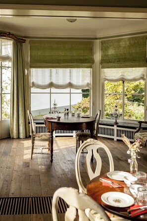 Desayuno buffet incluido los días de semana