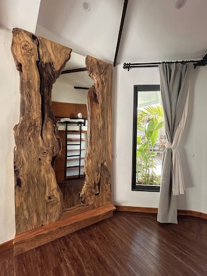 Deluxe Triple Room | Free minibar, in-room safe, individually decorated, desk