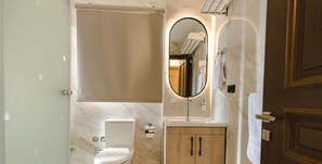 Secadora de cabello y papel de baño 