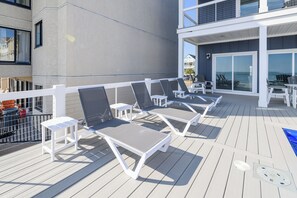 Terrace/patio - Oceanfront 7 BR Beach House with a Private Pool! Sandy Days (Surfside Beach)