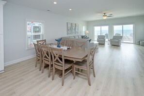 Dining - Oceanfront 7 BR Beach House with a Private Pool! Sandy Days (Surfside Beach)