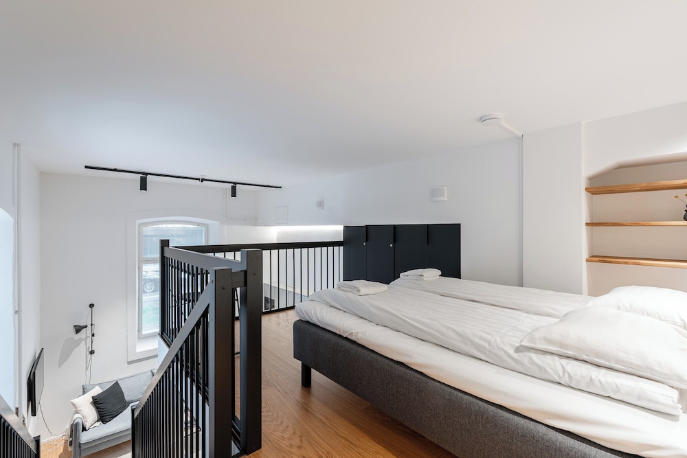 Stylish Loft Next To City Center & Lake Pyhäjärvi 5